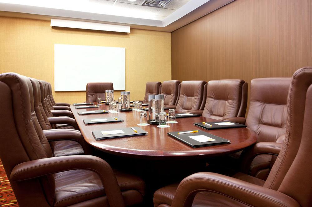 Courtyard By Marriott Denver Airport Екстер'єр фото