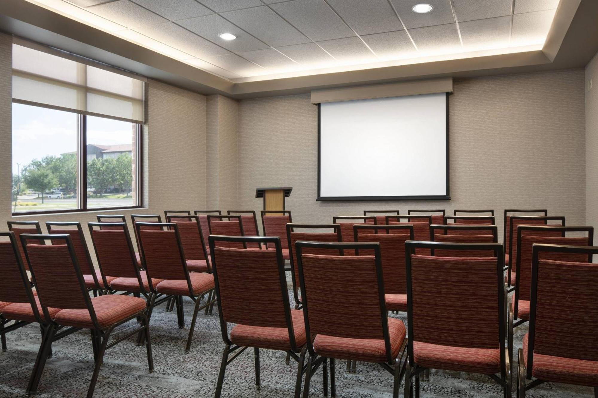 Courtyard By Marriott Denver Airport Екстер'єр фото