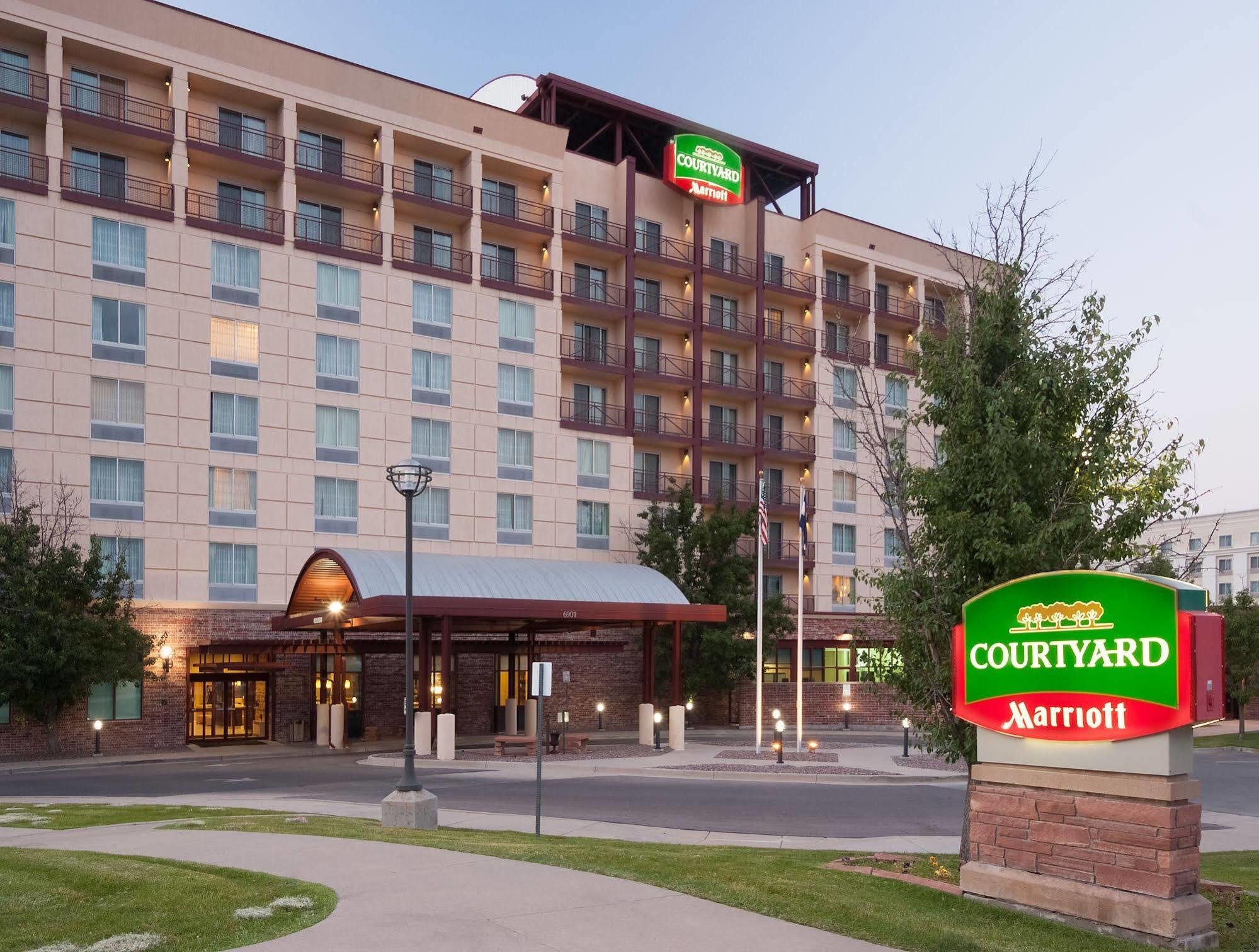 Courtyard By Marriott Denver Airport Екстер'єр фото